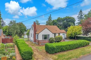 9907 SW 55th Ave, Portland, OR 97219 - Photo 2