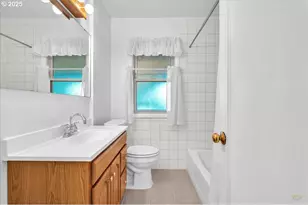 9907 SW 55th Ave, Portland, OR 97219 - Photo 32