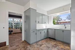 1131 Commercial Ave, Coos Bay, OR 97420 - Photo 14