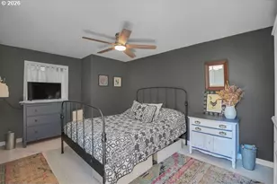 828 7th St, Lake Oswego, OR 97034 - Photo 38