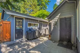 828 7th St, Lake Oswego, OR 97034 - Photo 40