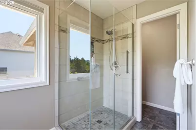 15946 SE Henderson Way, Portland, OR 97236 - Photo 24