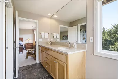 15946 SE Henderson Way, Portland, OR 97236 - Photo 22