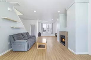 844 SE Woodrow Ln, Hillsboro, OR 97123 - Photo 10