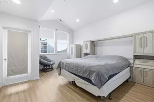 844 SE Woodrow Ln, Hillsboro, OR 97123 - Photo 26