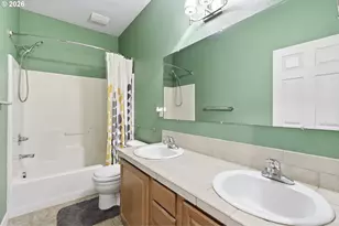 844 SE Woodrow Ln, Hillsboro, OR 97123 - Photo 22