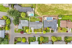 11731 NE Fargo Ct, Portland, OR 97220 - Photo 40