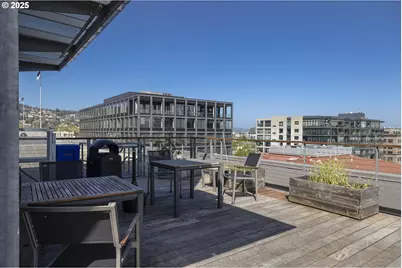 1314 NW Irving St #212, Portland, OR 97209 - Photo 18