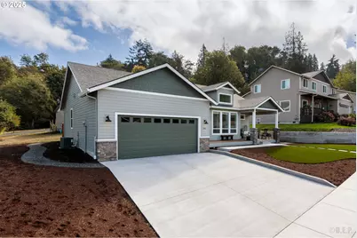 303 E 8th St, Rainier, OR 97048 - Photo 2