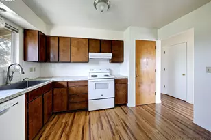 1202 Ogden Ave, Vancouver, WA 98660 - Photo 4