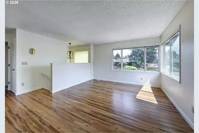 1202 Ogden Ave, Vancouver, WA 98660 - Photo 2
