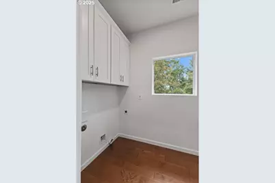 2495 Chester St, North Bend, OR 97459 - Photo 30