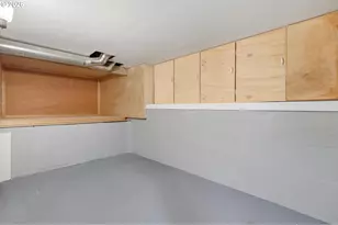 7158 SW 4th Ave, Portland, OR 97219 - Photo 20