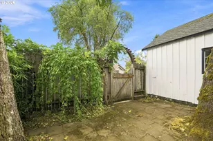 88159 4th St, Veneta, OR 97487 - Photo 38