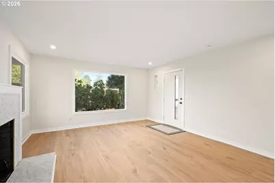 10721 NE 2nd Ave, Portland, OR 97211 - Photo 4