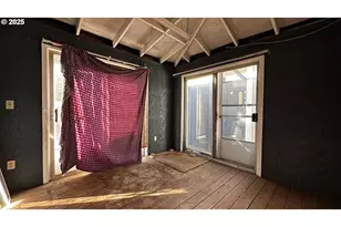 920 NE 77th Ave, Portland, OR 97213 - Photo 30