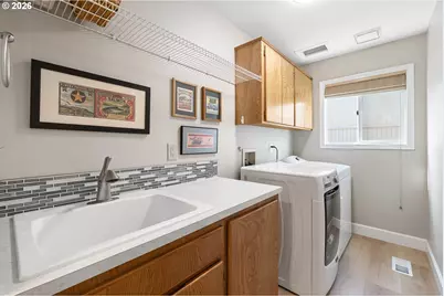 12207 SW Millview Ct, Tigard, OR 97223 - Photo 20