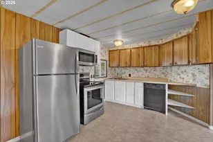 231 Creswood Dr, Creswell, OR 97426 - Photo 8