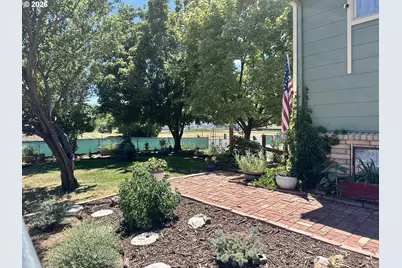 925 East St, Baker City, OR 97814 - Photo 40