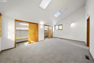 801 Timberline Dr, Lake Oswego, OR 97034 - Photo 32