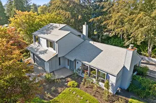 801 Timberline Dr, Lake Oswego, OR 97034 - Photo 2