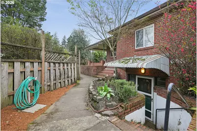 501 SE 157th Ave, Portland, OR 97233 - Photo 14