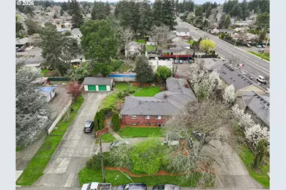 501 SE 157th Ave, Portland, OR 97233 - Photo 2