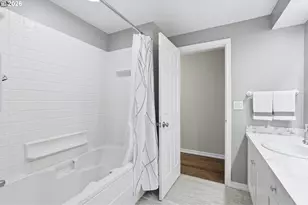 18825 SW Rosa Rd, Beaverton, OR 97078 - Photo 18