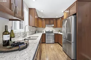 18825 SW Rosa Rd, Beaverton, OR 97078 - Photo 8