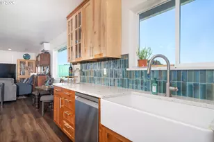 11880 NW Mallard St, Seal Rock, OR 97376 - Photo 16
