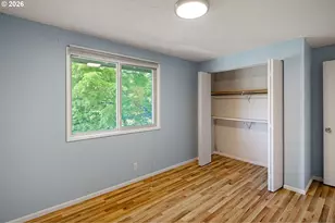 2090 Hawkins Ln, Eugene, OR 97405 - Photo 22