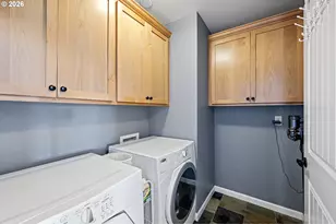 1876 Heath Dr, Eugene, OR 97402 - Photo 30