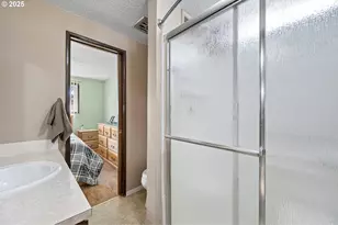 1925 Harvard Dr, Eugene, OR 97405 - Photo 20