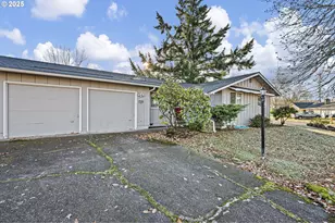 1925 Harvard Dr, Eugene, OR 97405 - Photo 4