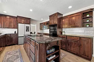 14465 SW Scarlett Pl, Portland, OR 97224 - Photo 12