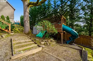 594 E 5th St, La Center, WA 98629 - Photo 36