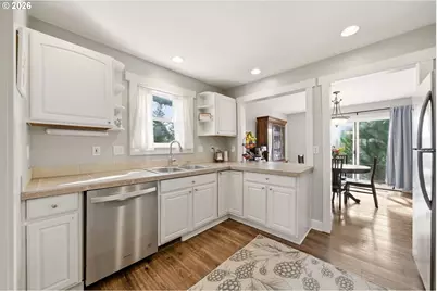 594 E 5th St, La Center, WA 98629 - Photo 14