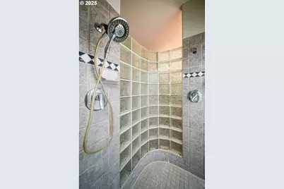 7002 Rainbow Dr, Salem, OR 97306 - Photo 36