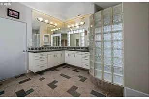 7002 Rainbow Dr, Salem, OR 97306 - Photo 38