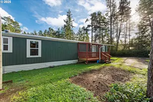 67624 Spinreel Rd, North Bend, OR 97459 - Photo 2