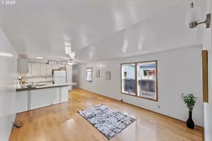 67624 Spinreel Rd, North Bend, OR 97459 - Photo 8