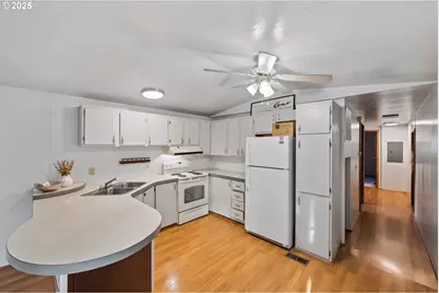 67624 Spinreel Rd #34B, North Bend, OR 97459 - Photo 10