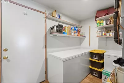 25100 SW Rainbow Ln, Hillsboro, OR 97123 - Photo 12