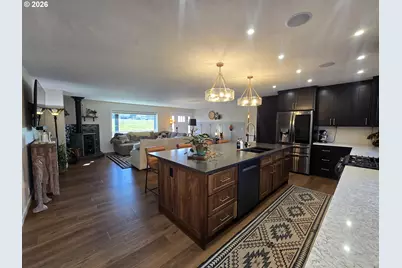 230 Hogans Aly, Dufur, OR 97021 - Photo 2