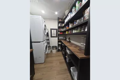 230 Hogans Aly, Dufur, OR 97021 - Photo 8