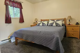 466 S 6th St, Independence, OR 97351 - Photo 6