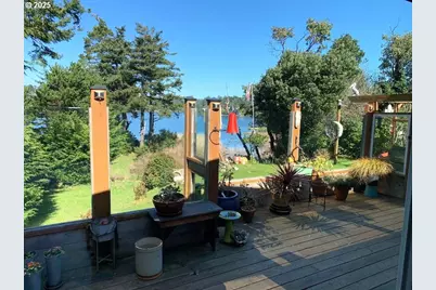 850 Lakeshore Dr, Port Orford, OR 97465 - Photo 38