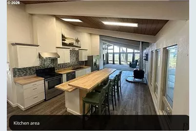 94475 Golf Course Ln, North Bend, OR 97459 - Photo 8