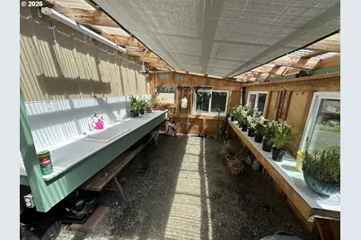 94475 Golf Course Ln, North Bend, OR 97459 - Photo 8