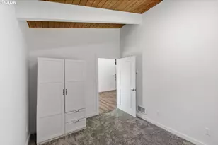 94475 Golf Course Ln, North Bend, OR 97459 - Photo 24